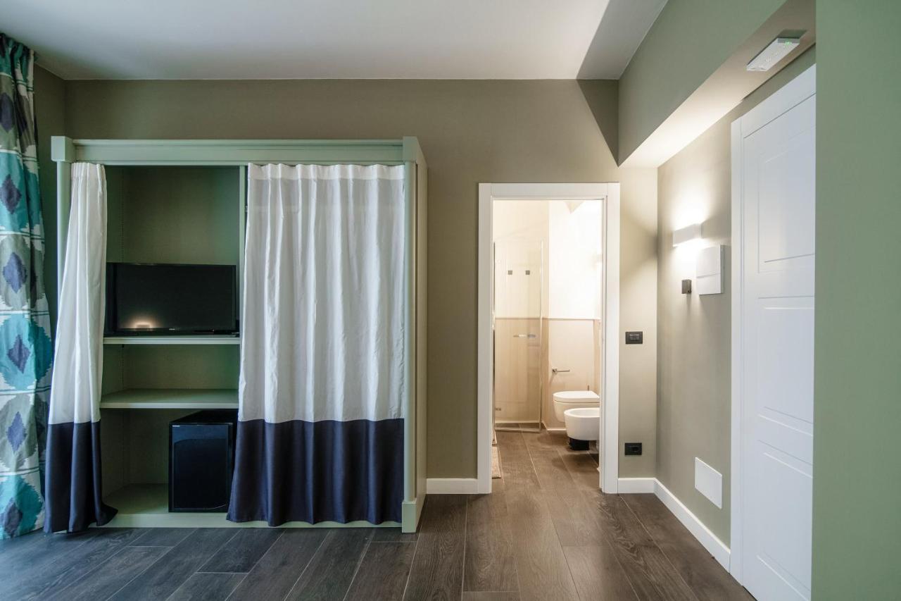 In Centro Luxury Rooms Como Exterior foto